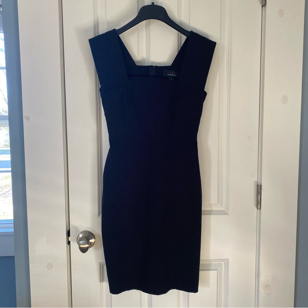 Banana Republic Roland Mouret hourglass fitted dress, Womens 4, LBD, black